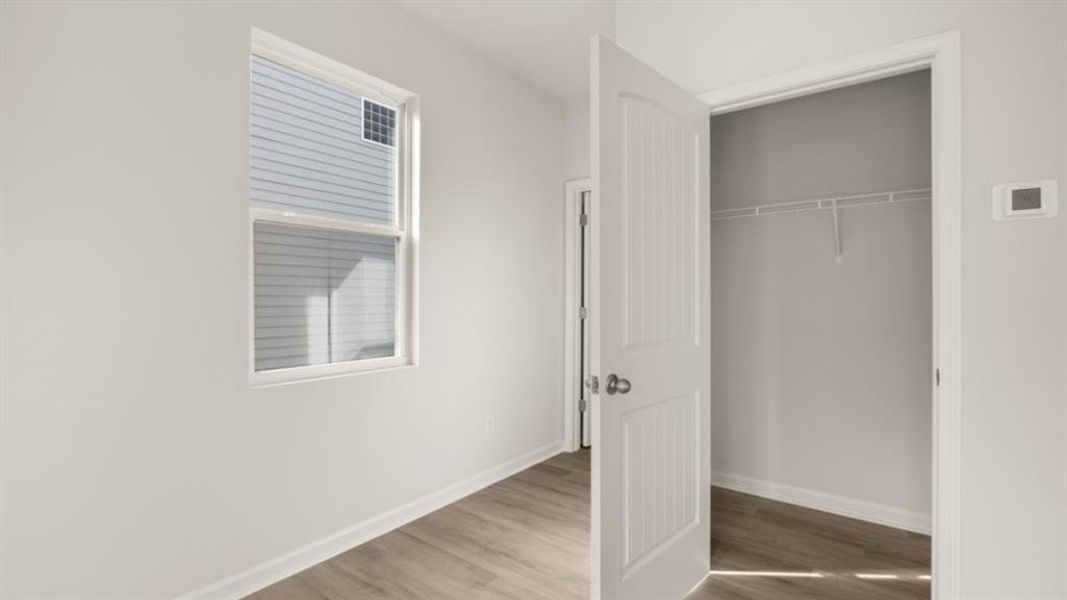 Spacious, unfurnished interior of a new home in Pointe Park, Union City (Image 28).