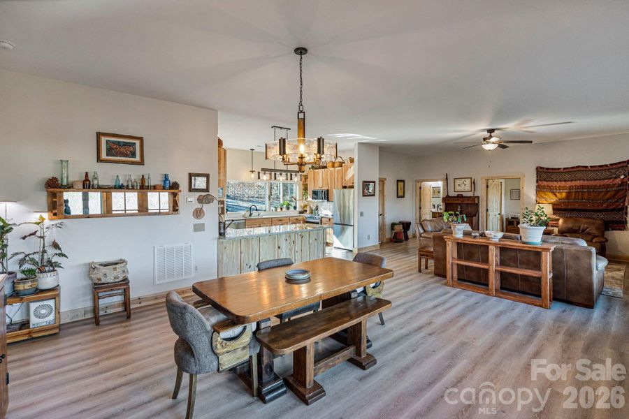 Furnished interior view inside a new home in , Davidson (Image 9).