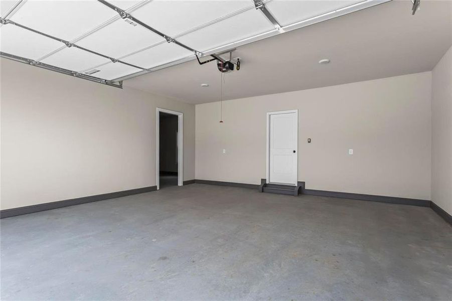Spacious, unfurnished interior of a new home in , Dallas (Image 21). Spacious, unfurnished interior of a new home in , Dallas (Image 21).