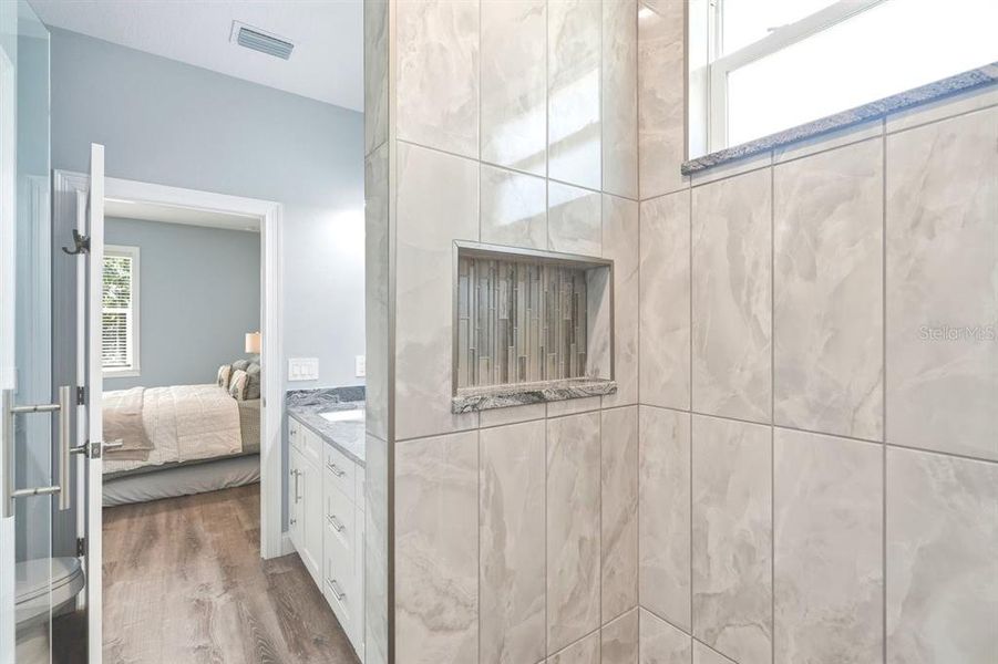 Furnished interior view inside a new home in , Deland (Image 14).