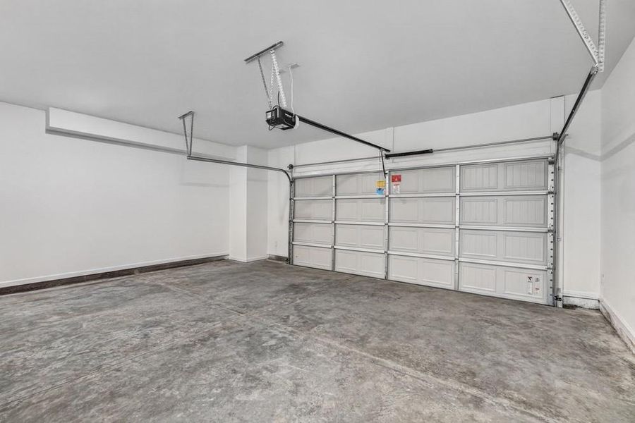 Spacious, unfurnished interior of a new home in Chandler Run, Tucker (Image 34). Spacious, unfurnished interior of a new home in Chandler Run, Tucker (Image 34).