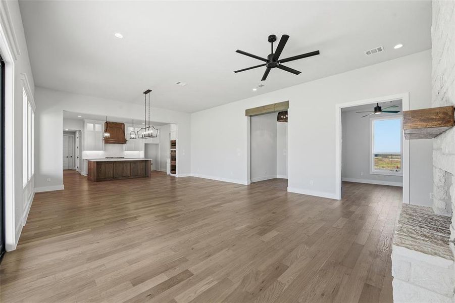 Spacious, unfurnished interior of a new home in Aledo Heights - Aledo ISD, Aledo (Image 23). Spacious, unfurnished interior of a new home in Aledo Heights - Aledo ISD, Aledo (Image 23).