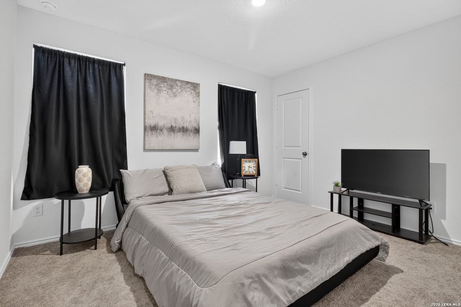 Furnished interior view inside a new home in Silos: Cottage, San Antonio (Image 25).