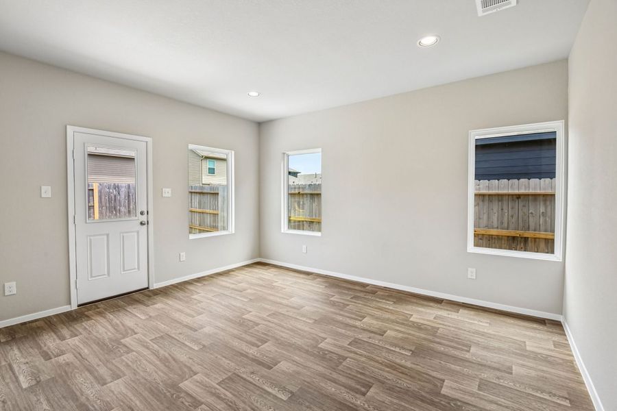 Spacious, unfurnished interior of a new home in Colony at Pinehurst, Pinehurst (Image 11). Spacious, unfurnished interior of a new home in Colony at Pinehurst, Pinehurst (Image 11).