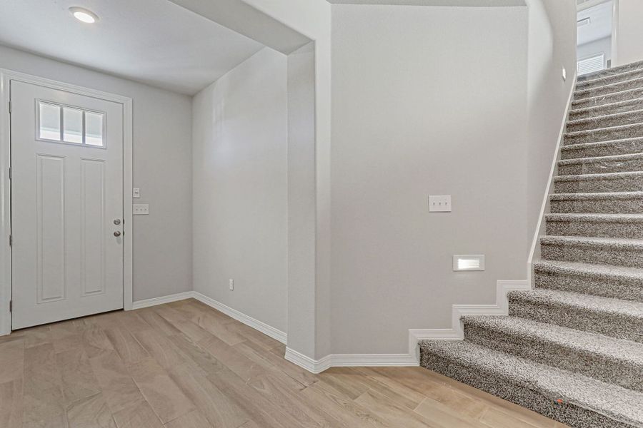 Spacious, unfurnished interior of a new home in Emerald Estates, Horizon City (Image 26). Spacious, unfurnished interior of a new home in Emerald Estates, Horizon City (Image 26).