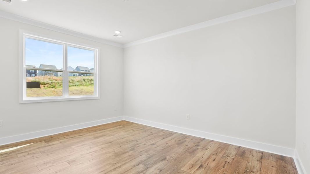 Spacious, unfurnished interior of a new home in Harrison Valley, Simpsonville (Image 30).