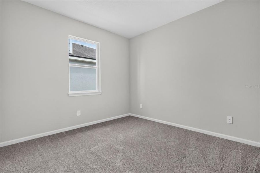 Spacious, unfurnished interior of a new home in Pasadena Ridge Master, Zephyrhills (Image 13).