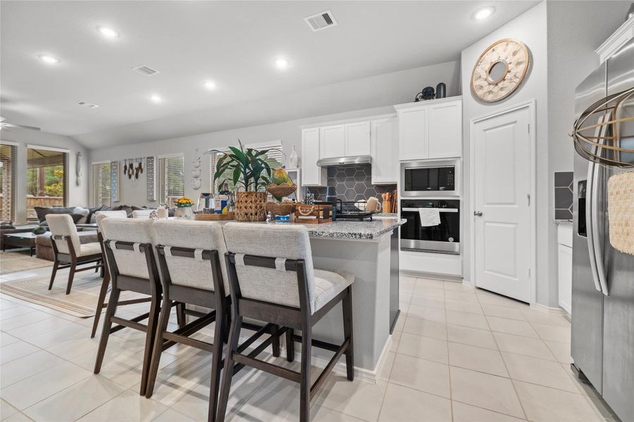 Furnished interior view inside a new home in Candela, Richmond (Image 11).