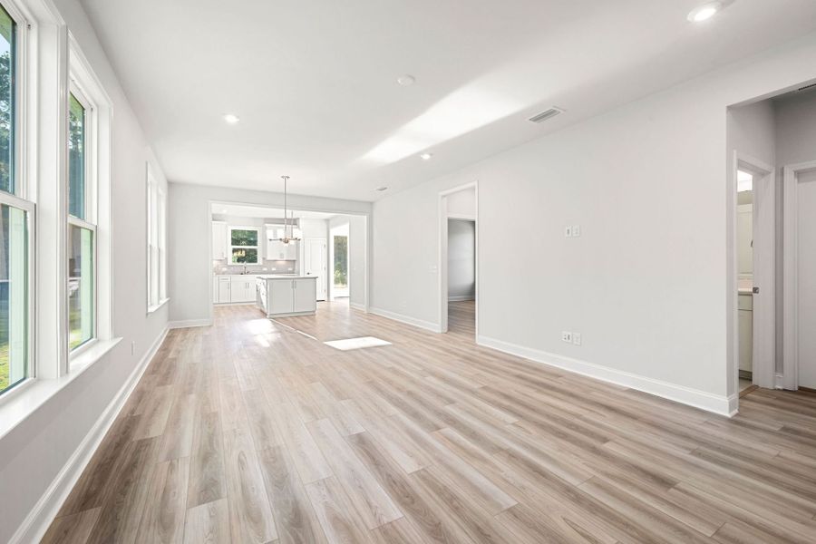 Spacious, unfurnished interior of a new home in Sun City Hilton Head, Bluffton (Image 20). Spacious, unfurnished interior of a new home in Sun City Hilton Head, Bluffton (Image 20).