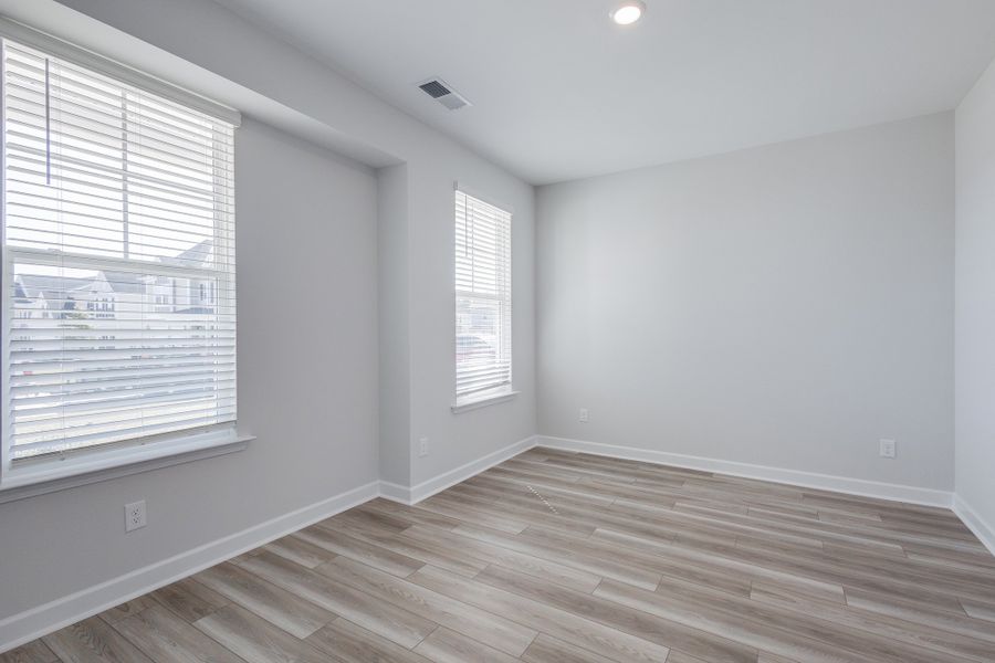 Spacious, unfurnished interior of a new home in Pebble Branch, Chapin (Image 36). Spacious, unfurnished interior of a new home in Pebble Branch, Chapin (Image 36).