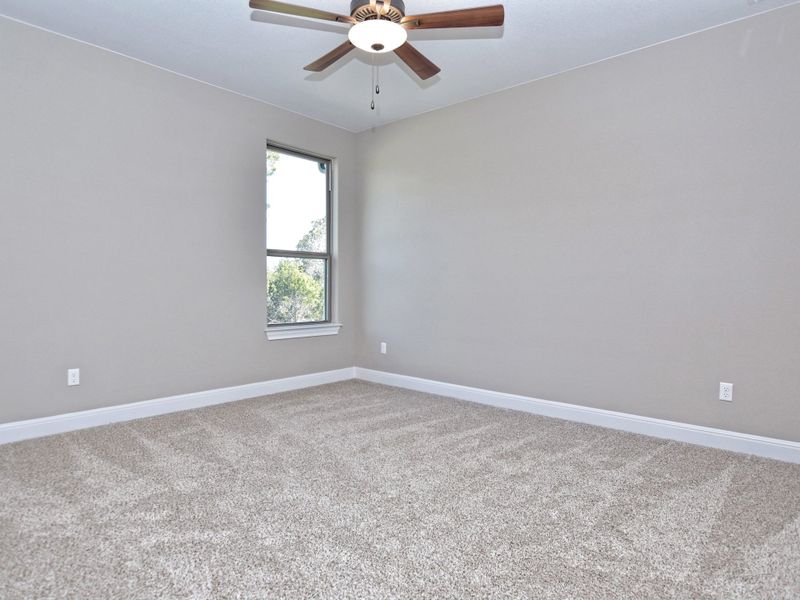 Representative unfurnished interior of a home built from the San Simeon I by Giddens Homes in Clearwater Ranch, Liberty Hill (Image 464).