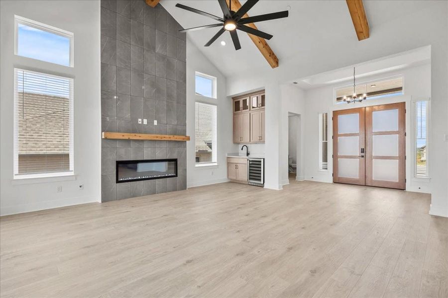 Spacious, unfurnished interior of a new home in Sweetwater, Austin (Image 24).