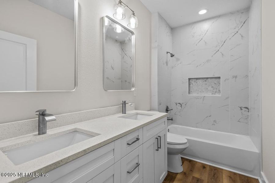 Furnished interior view inside a new home in , Yulee (Image 39). Furnished interior view inside a new home in , Yulee (Image 39).