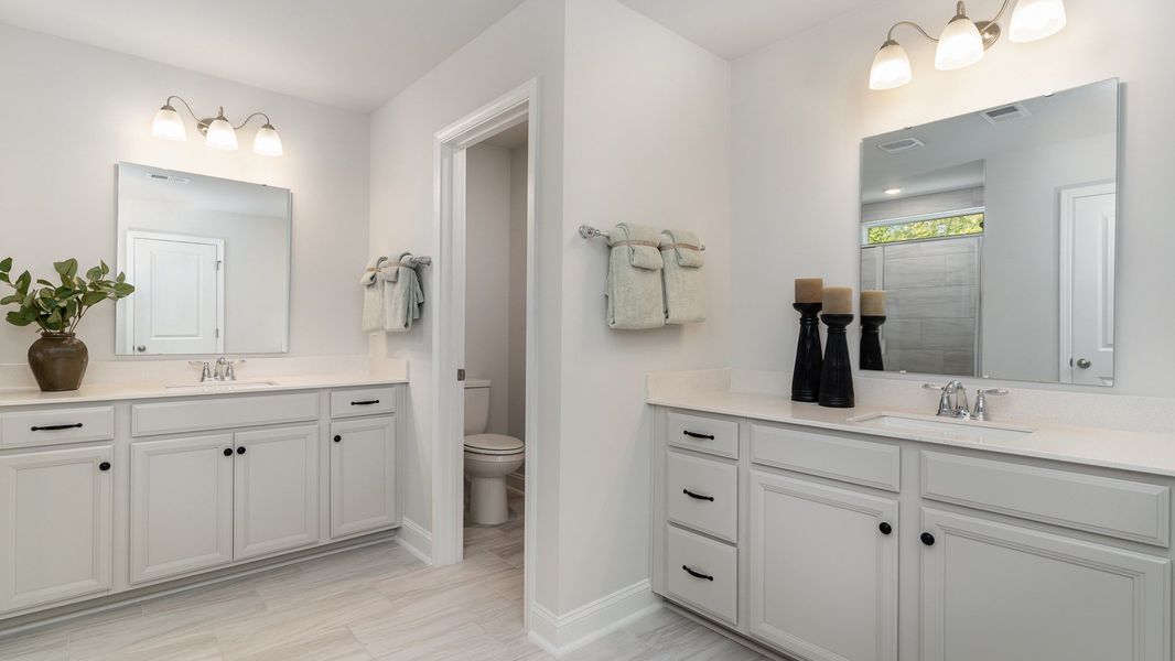 Representative furnished interior of a home built from the HARBOR OAK by D.R. Horton in Spring View Landing, Loris (Image 4).