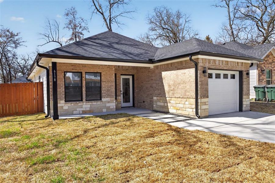 Exterior details and patio area of a home in , Mabank (Image 18). Exterior details and patio area of a home in , Mabank (Image 18).
