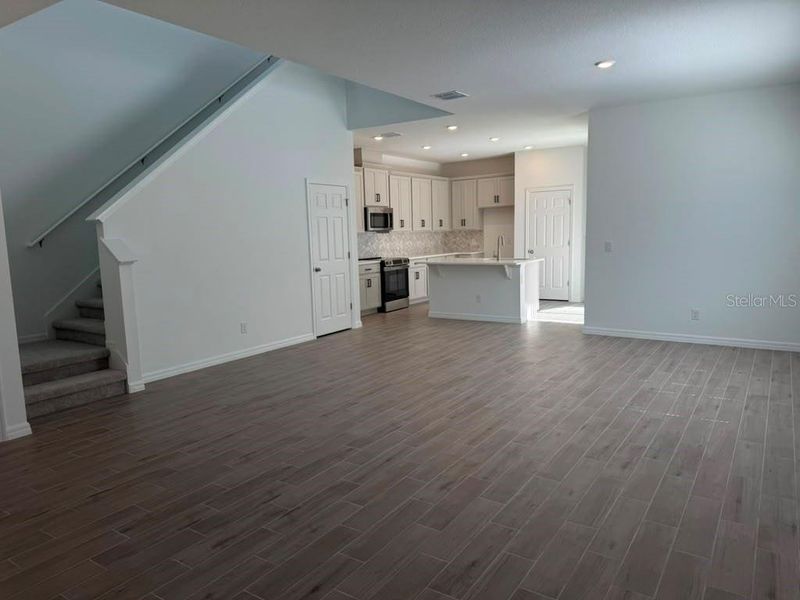 Spacious, unfurnished interior of a new home in Cypress Bluff, Groveland (Image 7). Spacious, unfurnished interior of a new home in Cypress Bluff, Groveland (Image 7).