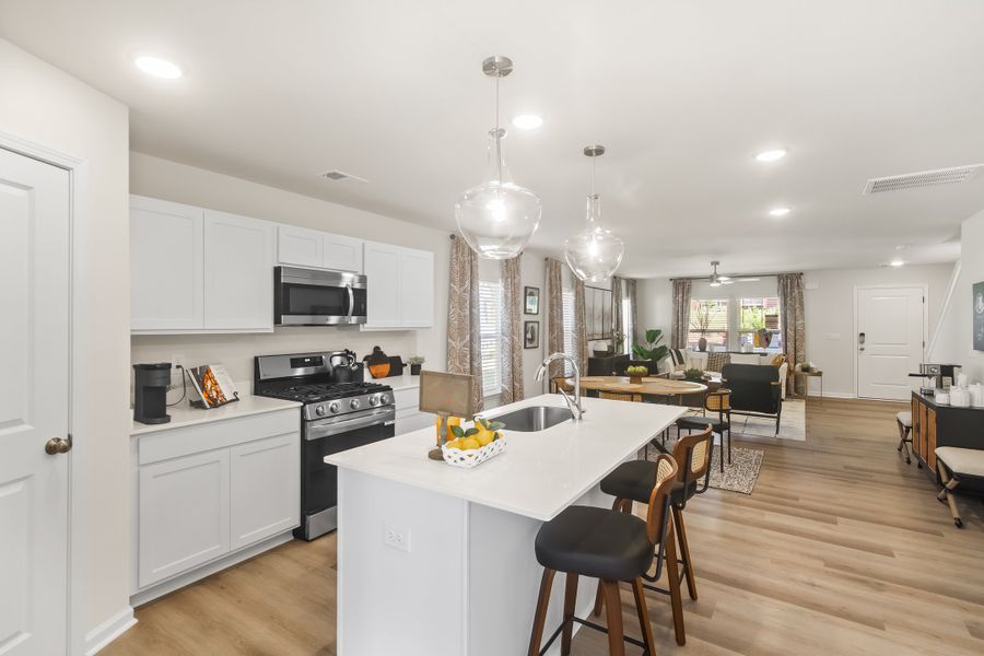 Representative furnished interior of a home built from the Haven by Veranda Homes in Pinehaven, Laurens (Image 13).