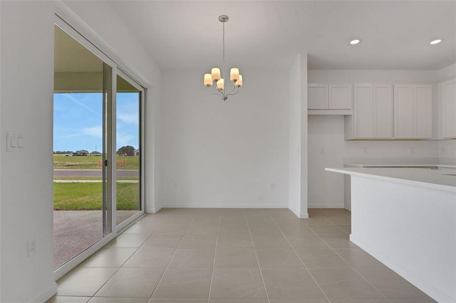 Spacious, unfurnished interior of a new home in Annabelle Estates, Winter Haven (Image 26).