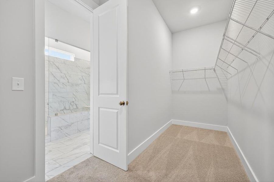 Spacious, unfurnished interior of a new home in Red Bird Manor, Jefferson (Image 27). Spacious, unfurnished interior of a new home in Red Bird Manor, Jefferson (Image 27).