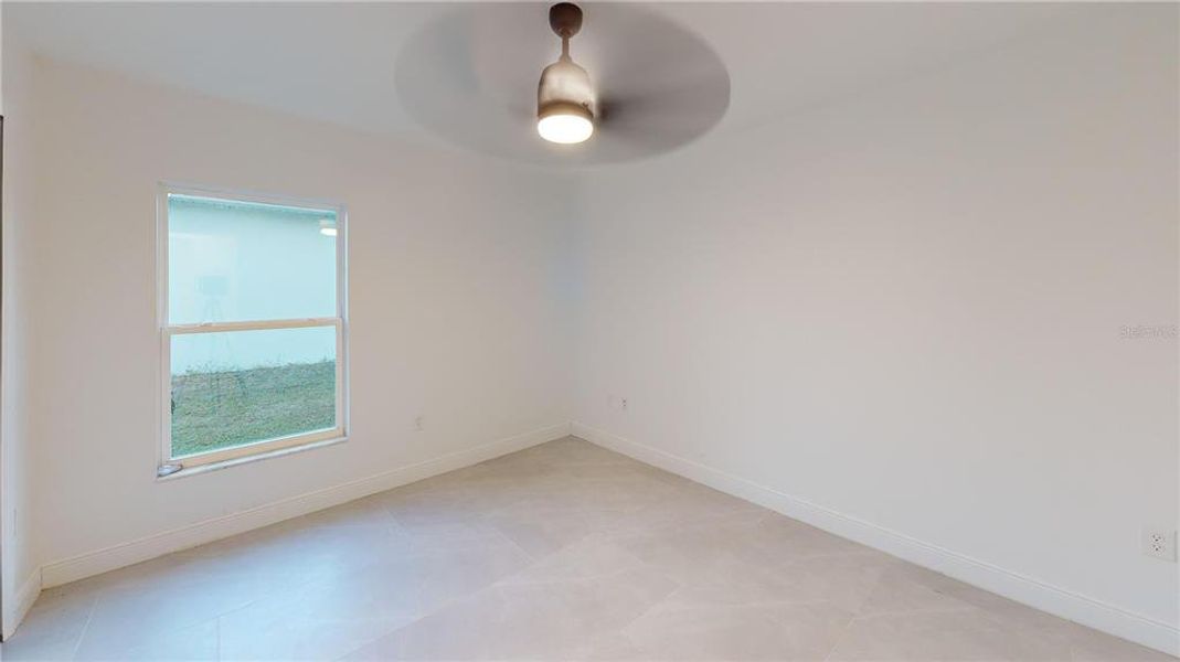 Spacious, unfurnished interior of a new home in , Palm Bay (Image 14).