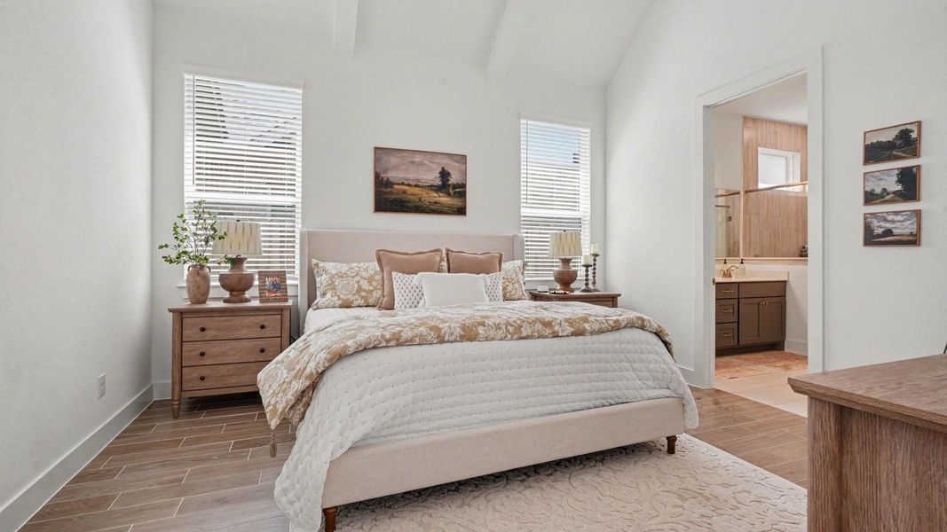 Furnished interior view inside a new home in , Mont Belvieu (Image 13).