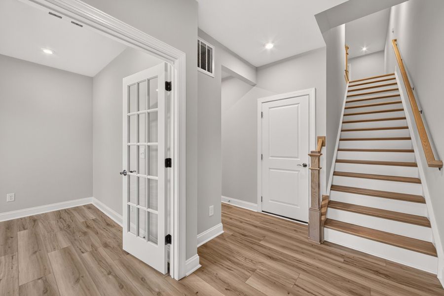 Spacious, unfurnished interior of a new home in Old Town Village, Waxhaw (Image 22). Spacious, unfurnished interior of a new home in Old Town Village, Waxhaw (Image 22).