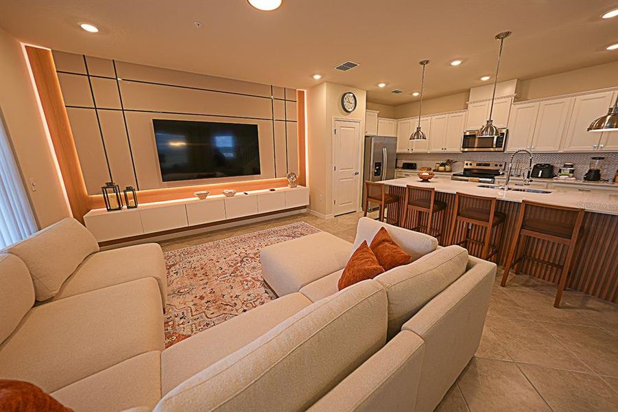 Furnished interior view inside a new home in , Clermont (Image 31).