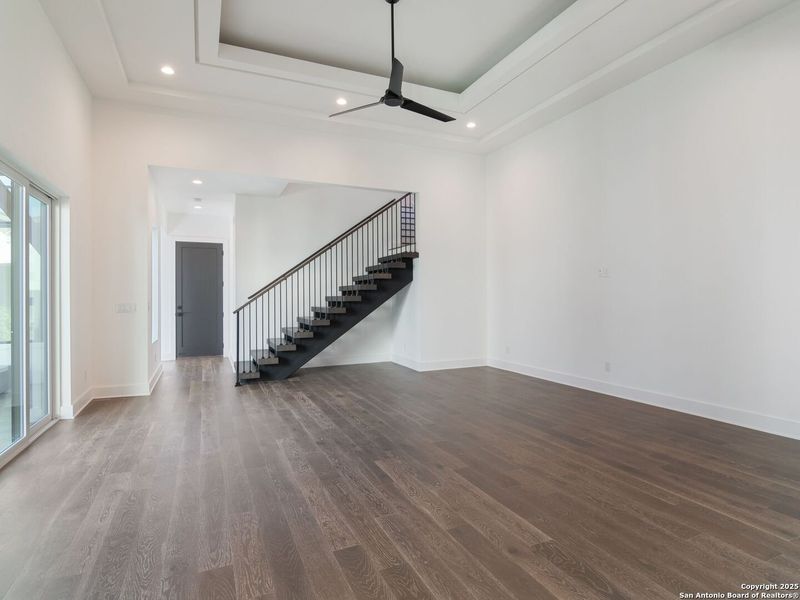Spacious, unfurnished interior of a new home in Dominion Heights, San Antonio (Image 35). Spacious, unfurnished interior of a new home in Dominion Heights, San Antonio (Image 35).