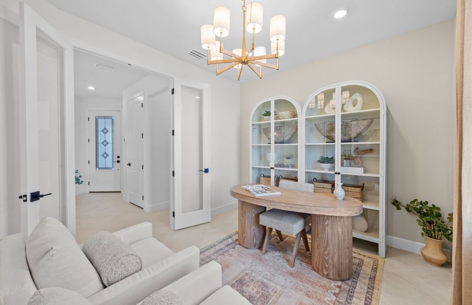 Furnished interior view inside a new home in Del Webb Catalina, Lakewood Ranch (Image 25).
