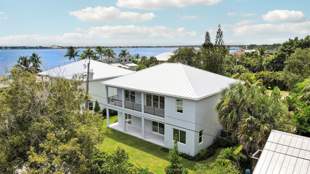 Exterior details and patio area of a home in , Jensen Beach (Image 35).