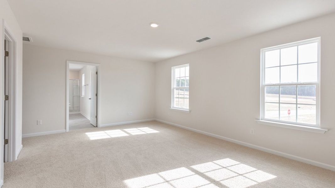 Spacious, unfurnished interior of a new home in Cambridge Park, Mebane (Image 19).