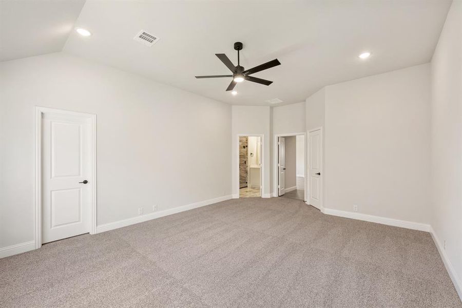 Spacious, unfurnished interior of a new home in Hampton Park, Glenn Heights (Image 25). Spacious, unfurnished interior of a new home in Hampton Park, Glenn Heights (Image 25).