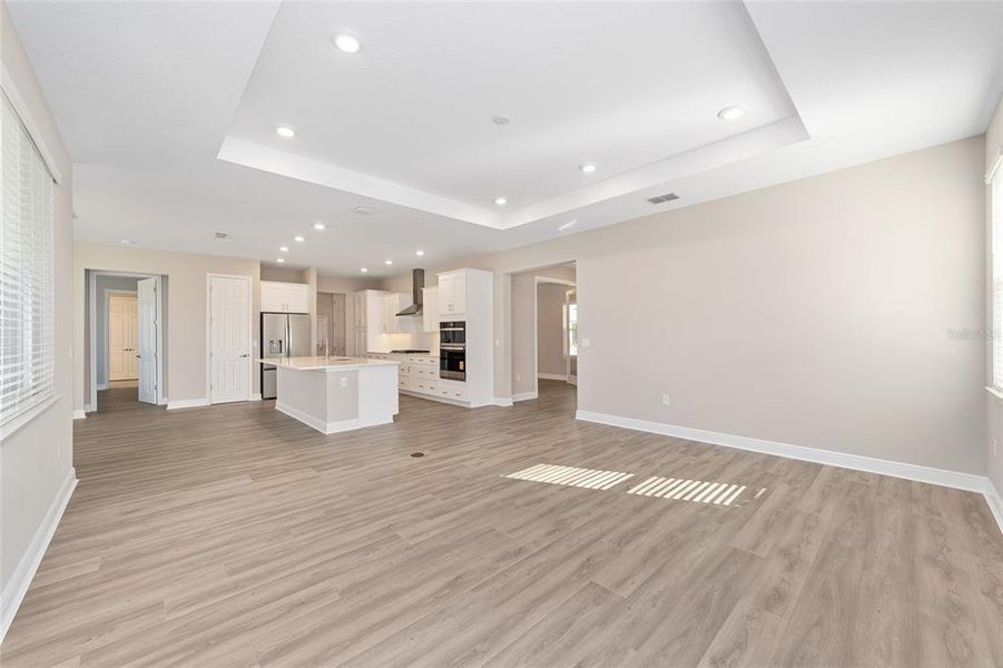 Spacious, unfurnished interior of a new home in , Ocala (Image 17).