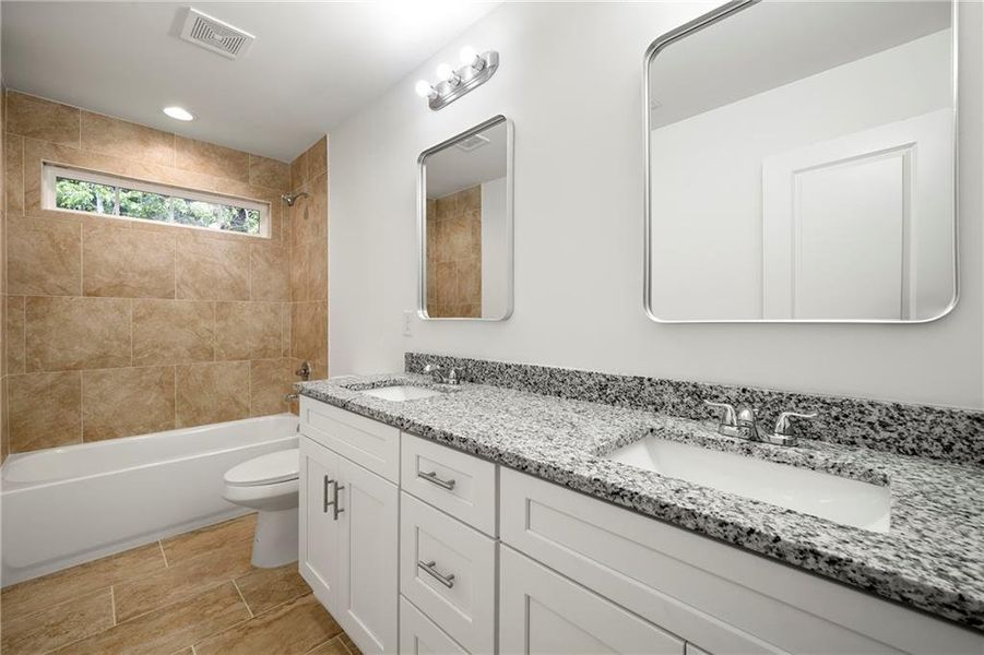 Furnished interior view inside a new home in , Fairburn (Image 11).