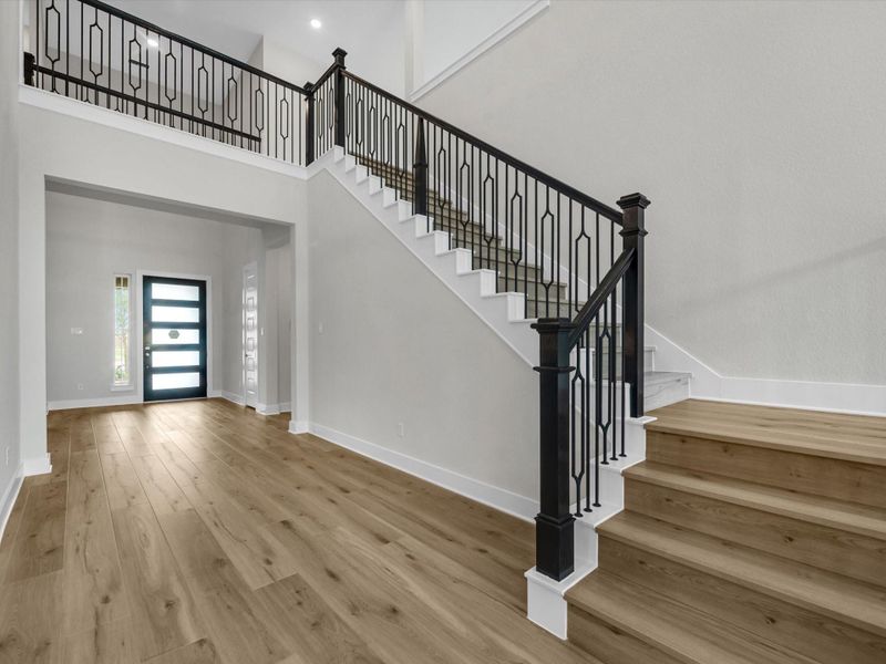 Spacious, unfurnished interior of a new home in Dunham Pointe, Cypress (Image 21).