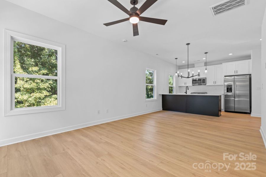 Spacious, unfurnished interior of a new home in , Charlotte (Image 19).