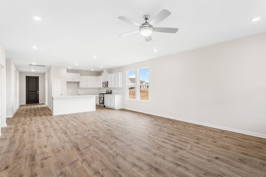 4br New Home in Chapel Hill, TN.  - Slide 18