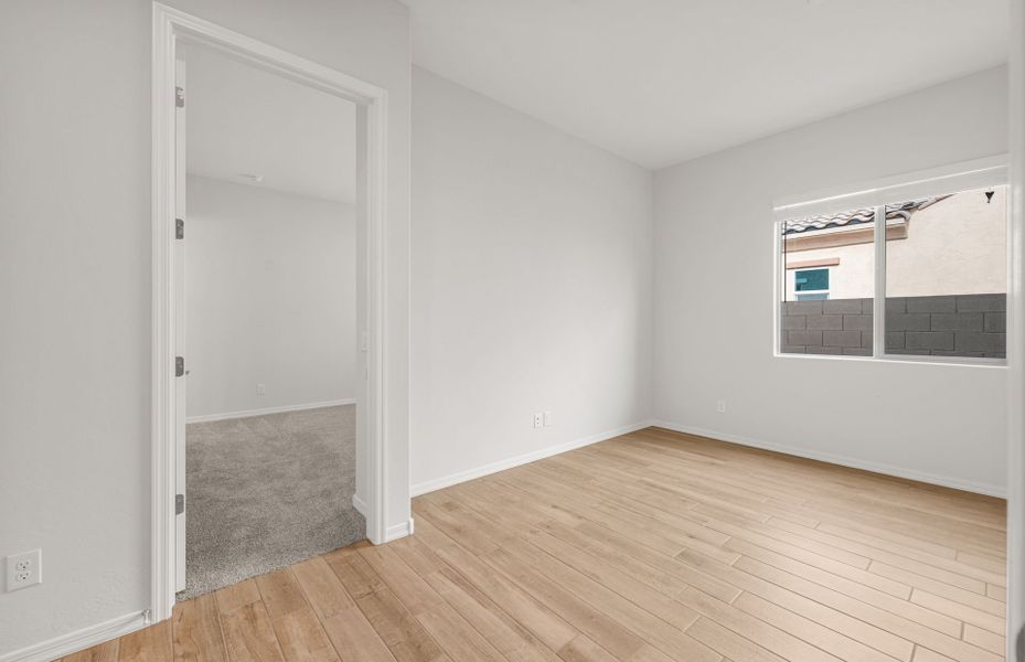 Spacious, unfurnished interior of a new home in Sun City Anthem at Merrill Ranch, Florence (Image 21). Spacious, unfurnished interior of a new home in Sun City Anthem at Merrill Ranch, Florence (Image 21).
