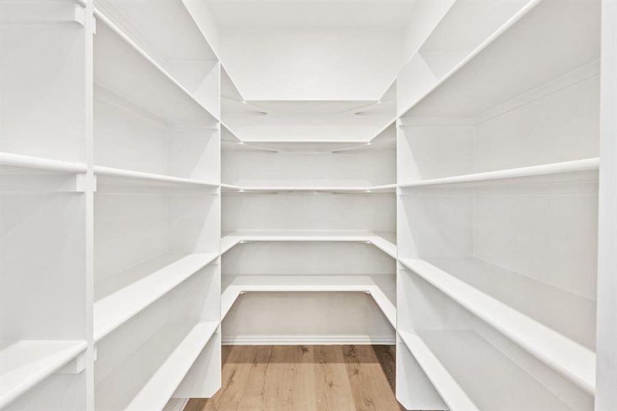 Spacious, unfurnished interior of a new home in ArrowBrooke, Aubrey (Image 29). Spacious, unfurnished interior of a new home in ArrowBrooke, Aubrey (Image 29).
