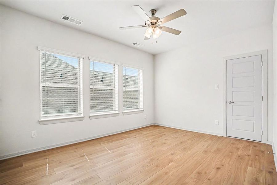 Spacious, unfurnished interior of a new home in , Venus (Image 21).