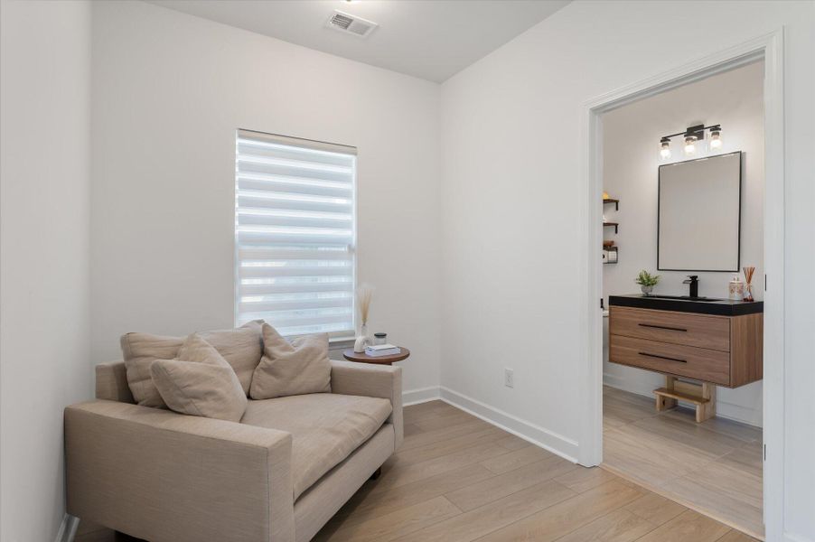 Furnished interior view inside a new home in , Charleston (Image 25).