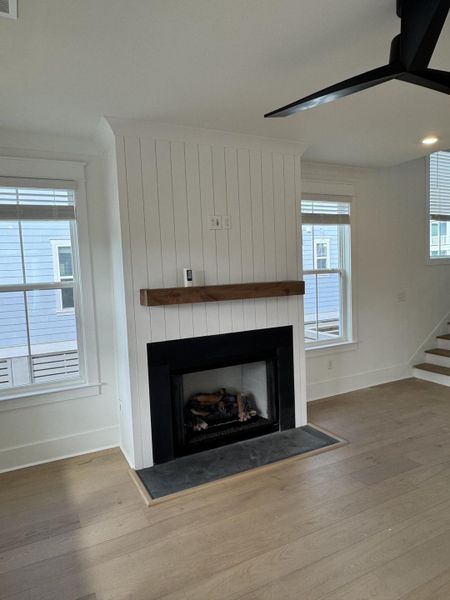 Image 31 of a home in Central Park.