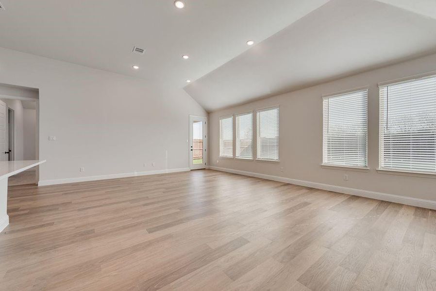 Spacious, unfurnished interior of a new home in Wildflower Ranch, Justin (Image 17). Spacious, unfurnished interior of a new home in Wildflower Ranch, Justin (Image 17).