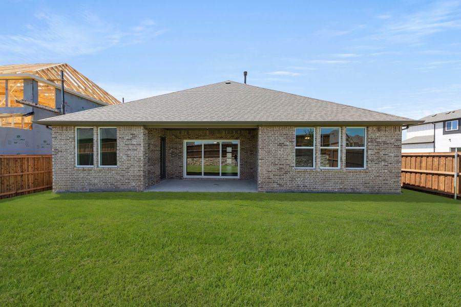 Representative exterior details of a home built from the Henry- 70ft Home Site by Rockwell Homes in Nelson Lake Estates, Rockwall (Image 37). Representative exterior details of a home built from the Henry- 70ft Home Site by Rockwell Homes in Nelson Lake Estates, Rockwall (Image 37).