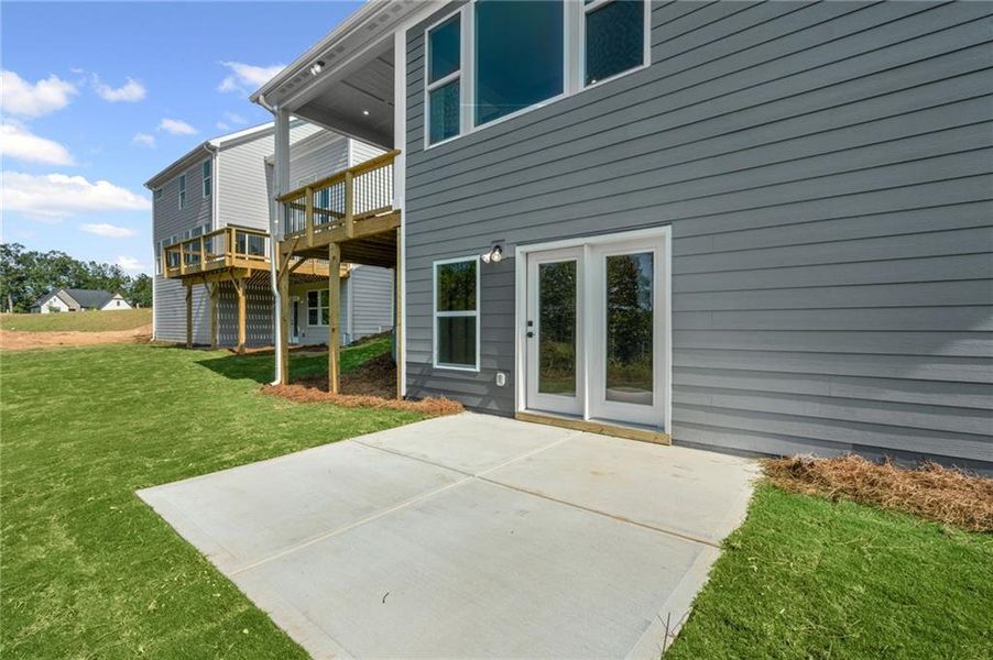 Front exterior of a new home in Twin Lakes, Hoschton, GA, highlighting curb appeal (Image 23).