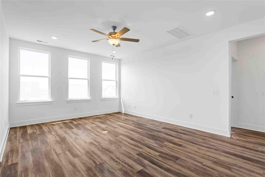 Spacious, unfurnished interior of a new home in Heartland, Heartland (Image 24). Spacious, unfurnished interior of a new home in Heartland, Heartland (Image 24).