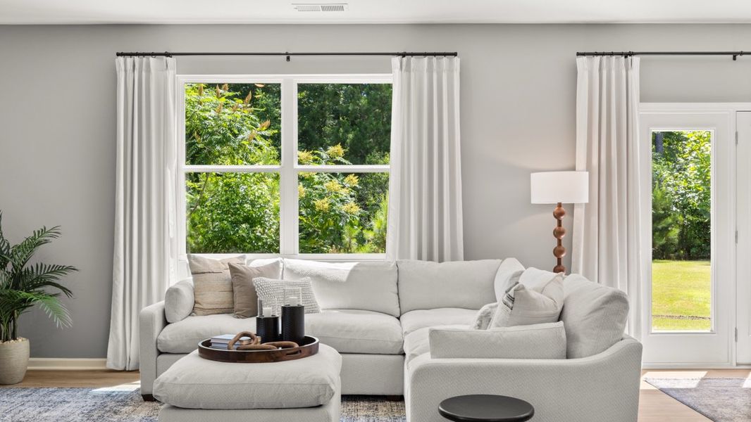Representative furnished interior of a home built from the Flora by D.R. Horton in Aurora Creek, Dallas (Image 15).