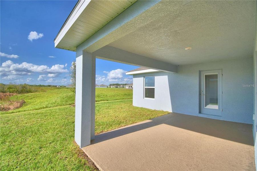 Exterior details and patio area of a home in Knights Landing, Lakeland (Image 17).