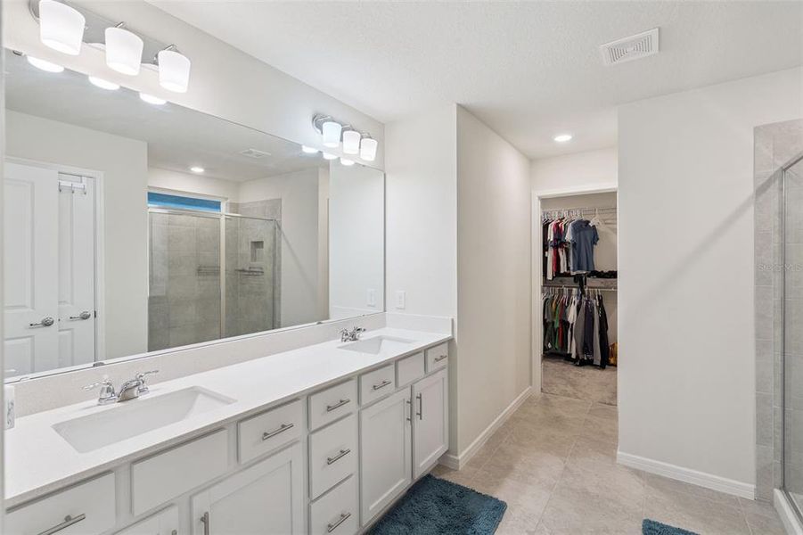 Furnished interior view inside a new home in Belle Haven, Davenport (Image 14).