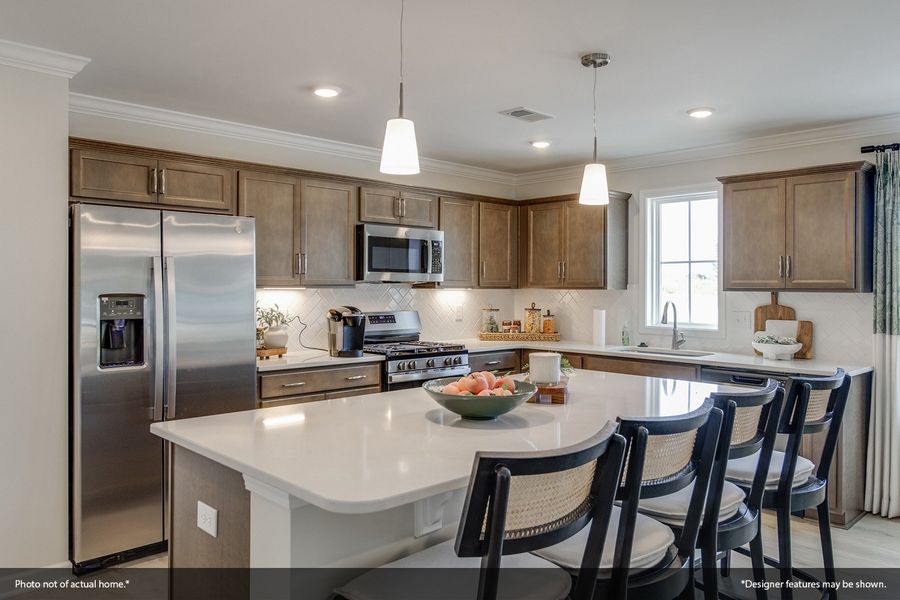 Furnished interior view inside a new home in Dove Hollow, Chesnee (Image 5).